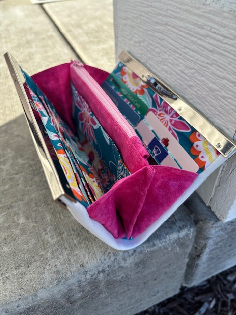 The Wonder Wallet sewn by Adrienne Sproul Shown loaded up and open from the side