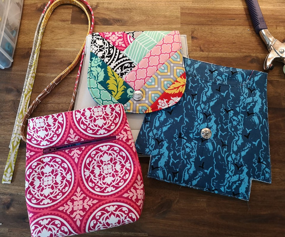 The Crossbody Bag PDF Sewing Pattern rear view with contrast printed fabric