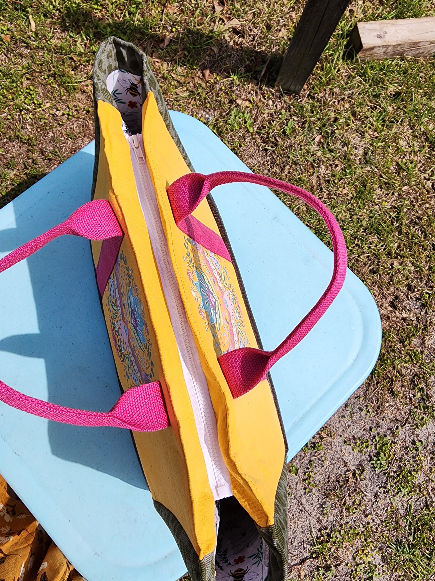Big Big Bag PDF Sewing Pattern made by Maggie Mafio top view