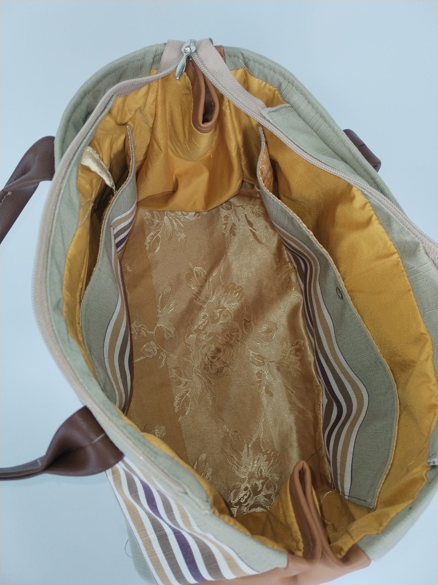 Big Big Bag PDF Sewing Pattern made by Marcia Pantin interior with zipper