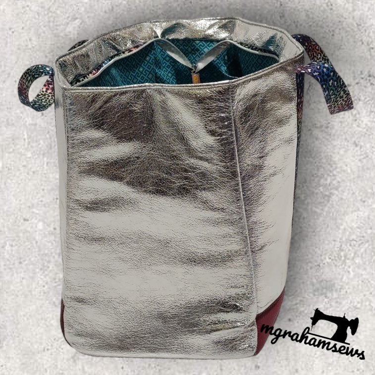 Big Big Bag PDF Sewing Pattern made by Michelle Graham side view