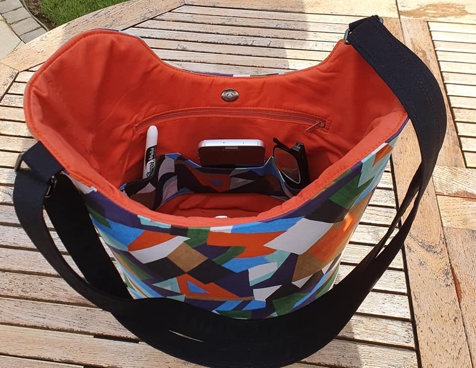 Bucket Tote PDF Sewing Pattern rnage interior