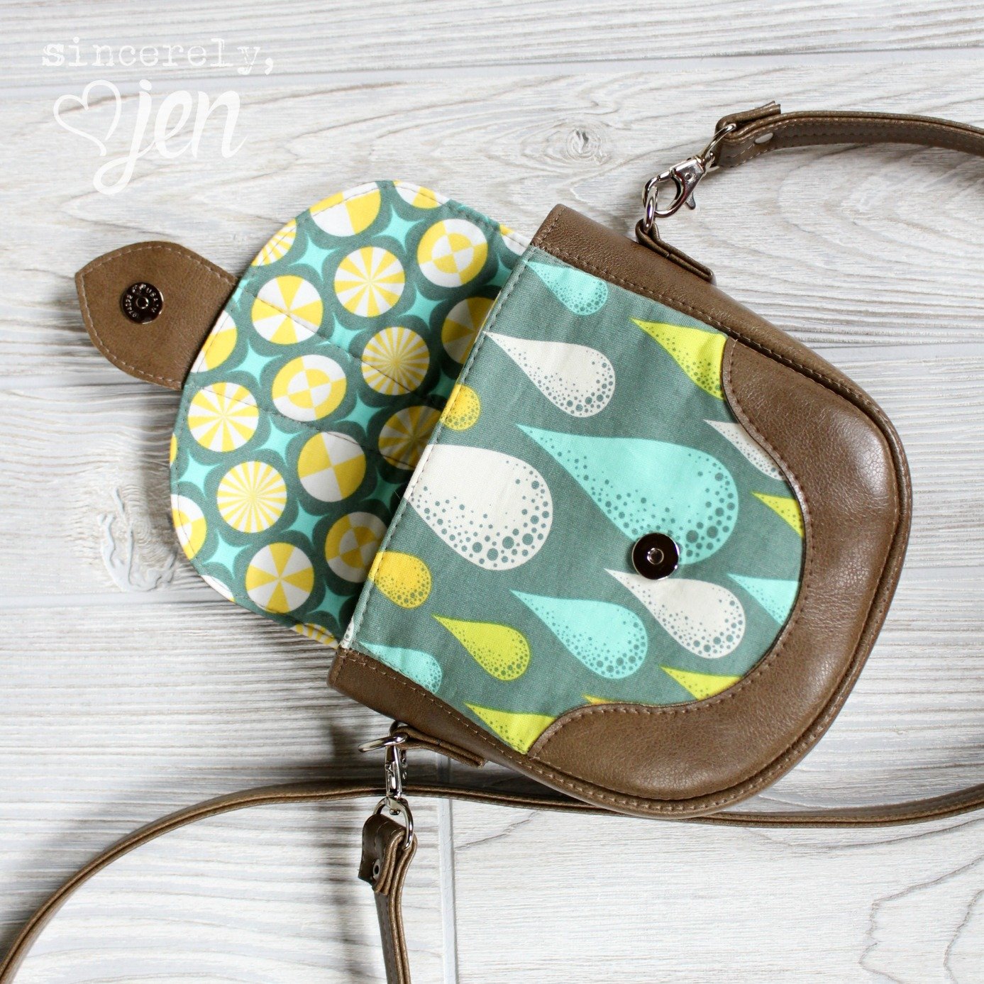 Dollie Mini Crossbody Sewing Pattern made by Jennifer Greene of Sincerely Jen