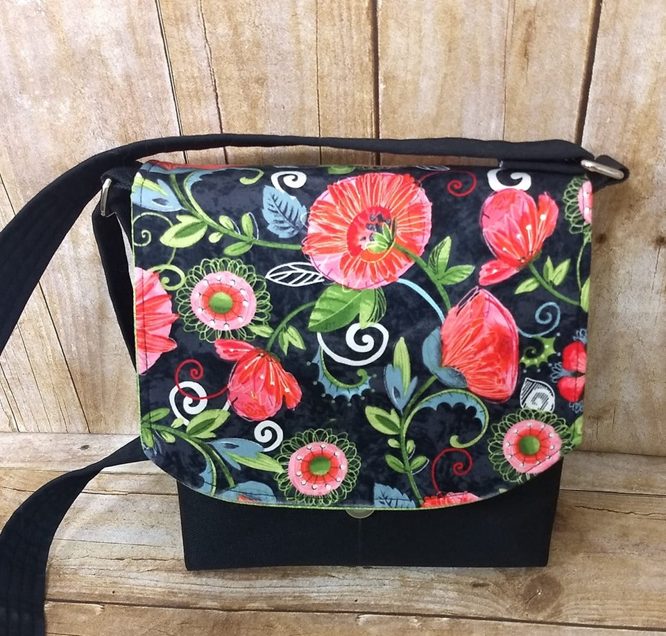 The Crossbody Bag PDF Sewing Pattern rear view with pink floral printed fabric