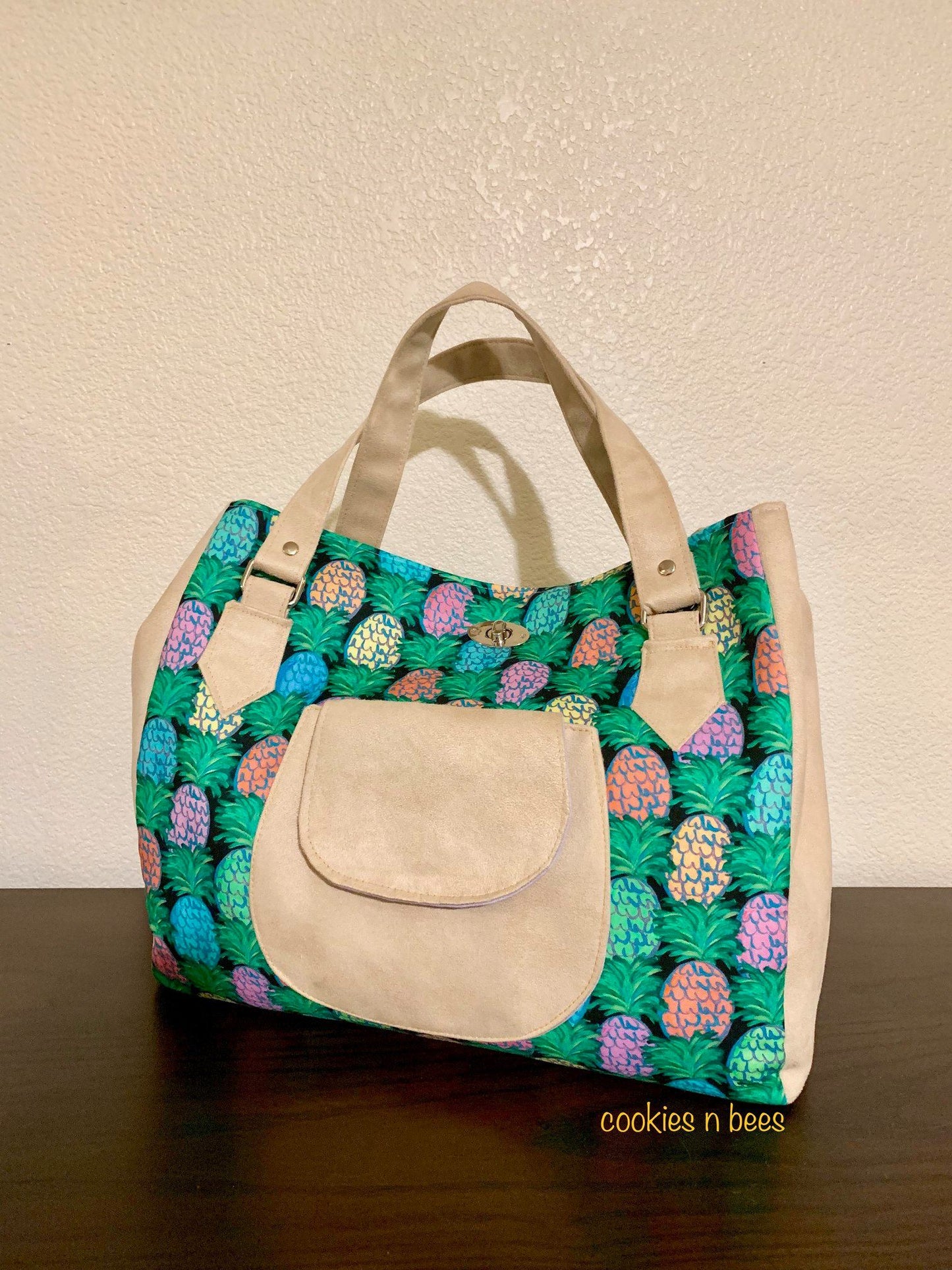 Frankie Handbag Tote sewing pattern made by Brianne Matlage