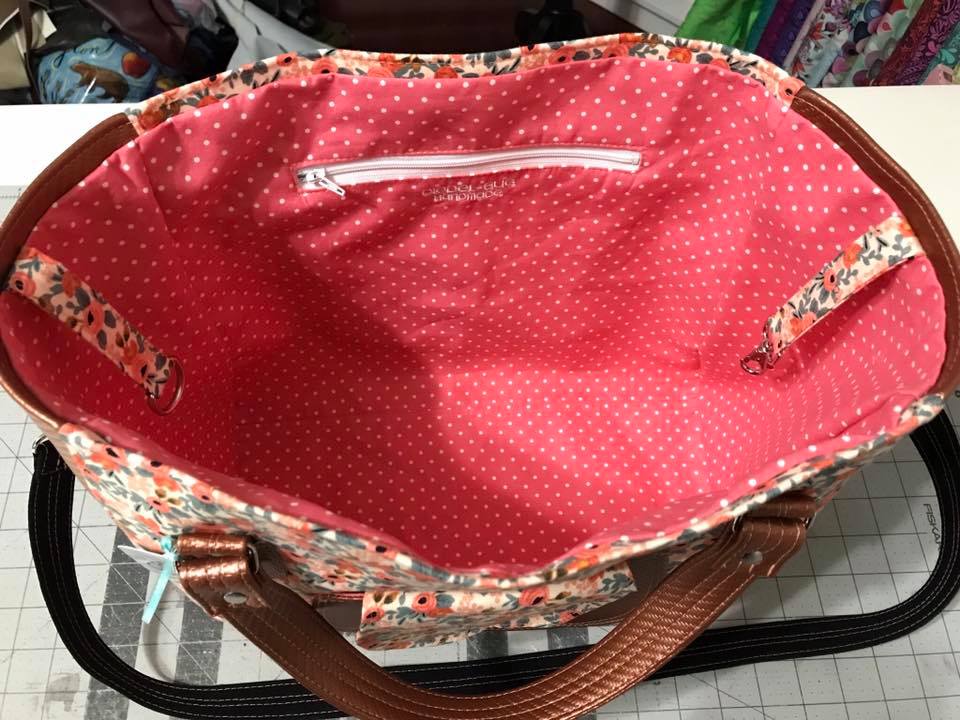 Frankie Handbag Tote sewing pattern made by Erin Morris - inside view