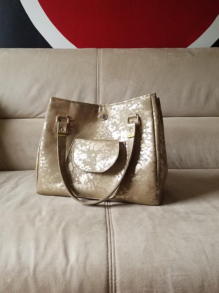 Frankie Handbag Tote sewing pattern made by Kristin Sirota