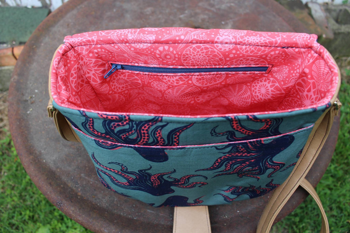 Sandra Saddle Bag Sewing Pattern made by Jennifer Greene