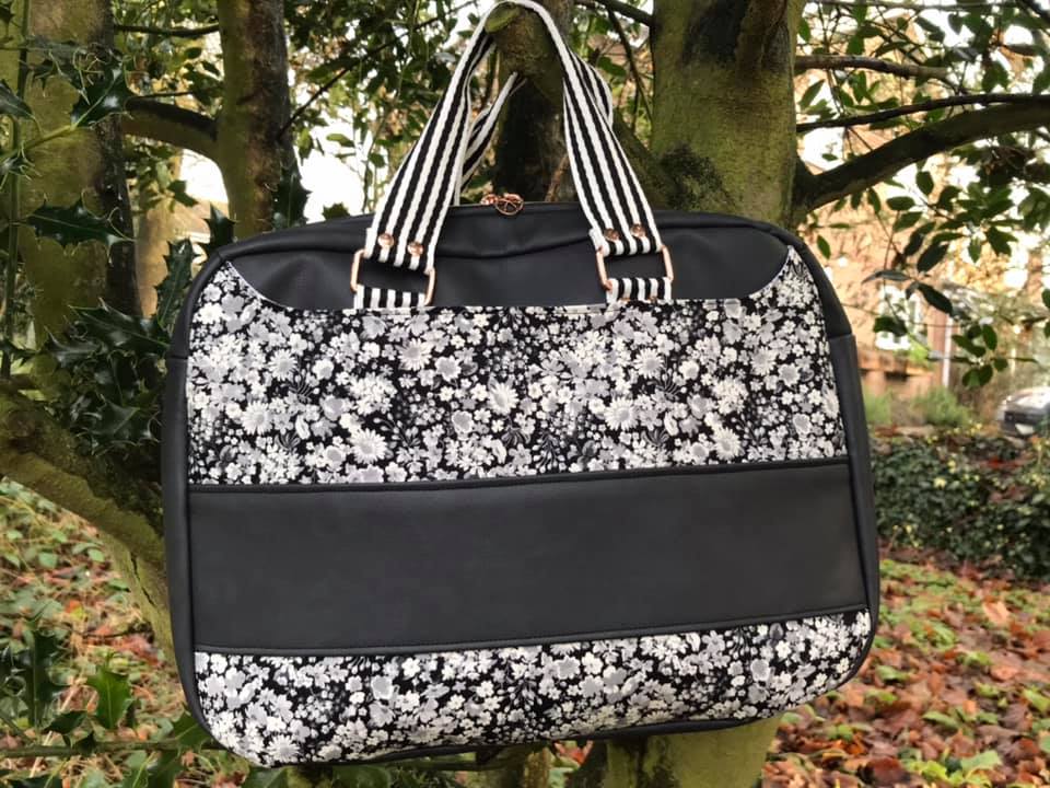 Side Hustle PDF Sewing Pattern black and white fabric with black centre panel