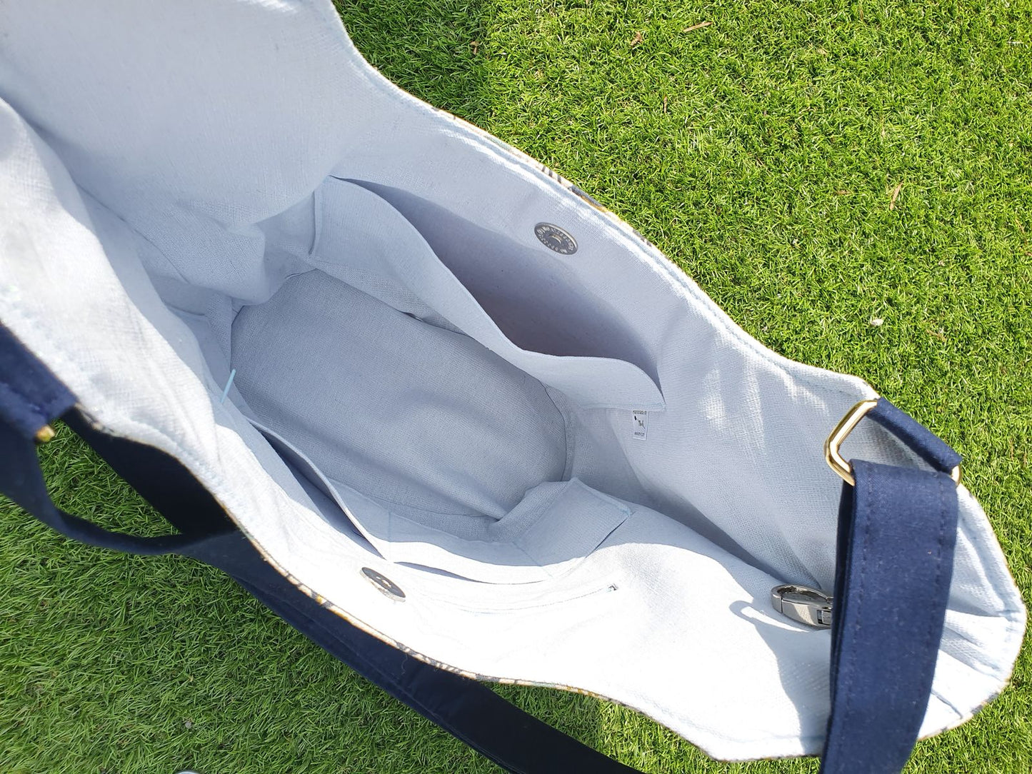 Bucket Tote PDF Sewing Pattern white interior