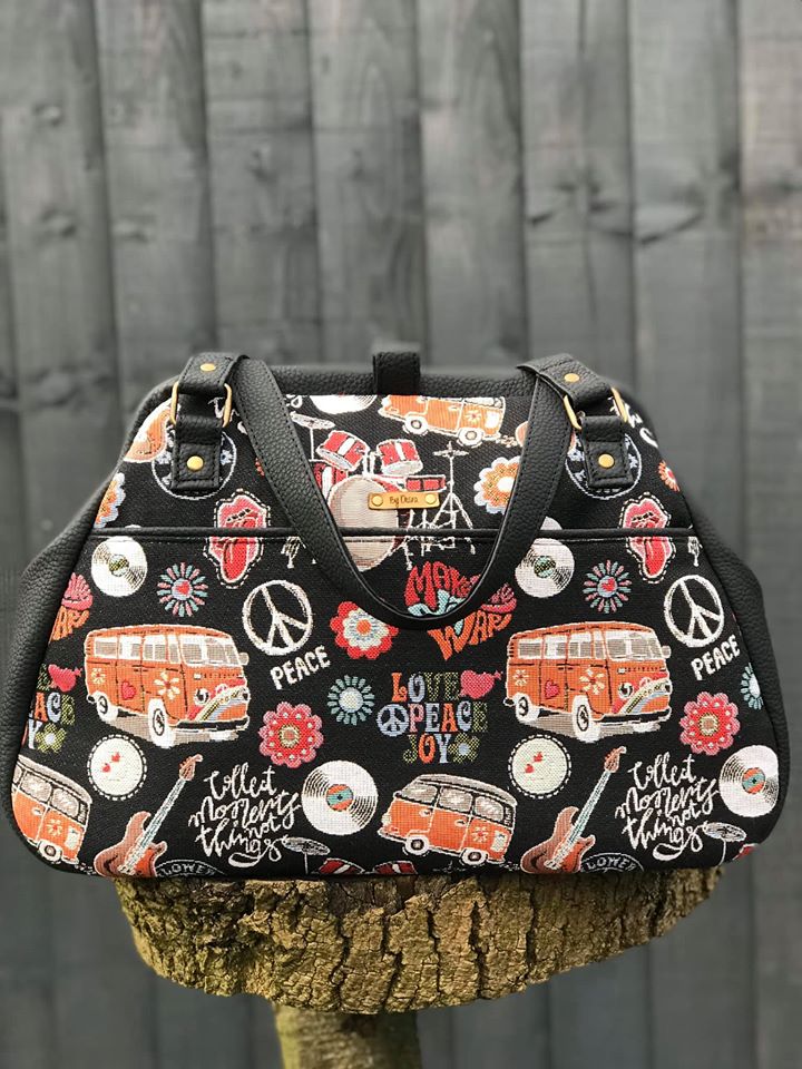 The Companion Carpet Bag sewing pattern by Mrs H front view by Desra Brown