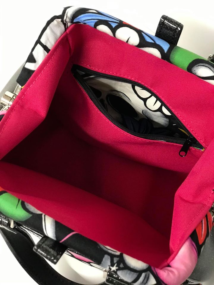 The Companion Carpet Bag sewing pattern by Mrs H interior Desra Brown