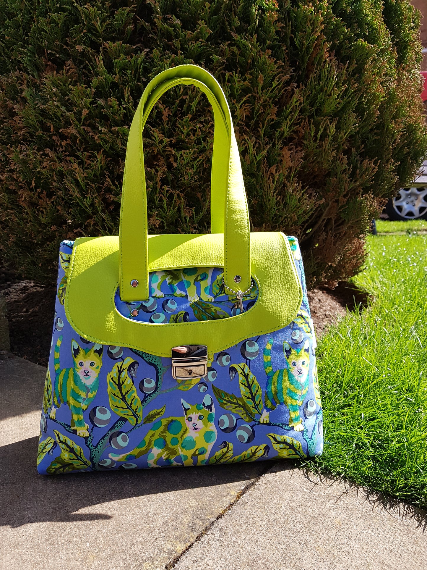 The Holey Mayole PDF Sewing Pattern Blue print fabric with green contrast strap