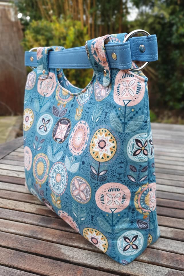 The Loopy Lou Bag PDF Sewing Pattern made by Lynn