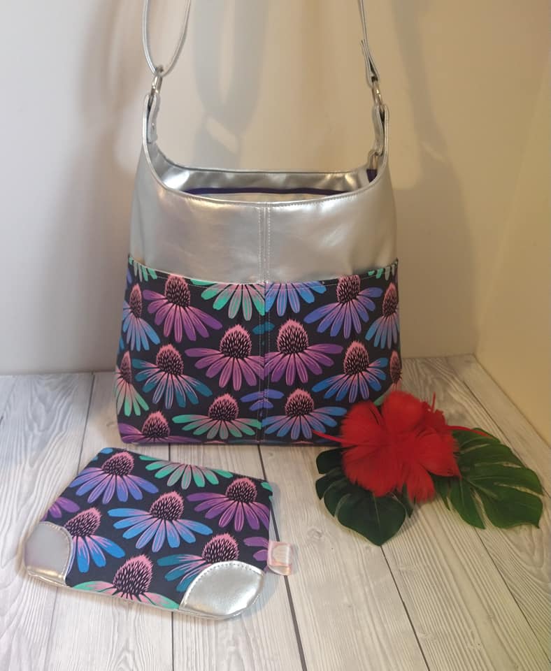 The Ring Sling PDF Bag Sewing Pattern Daisy fabric