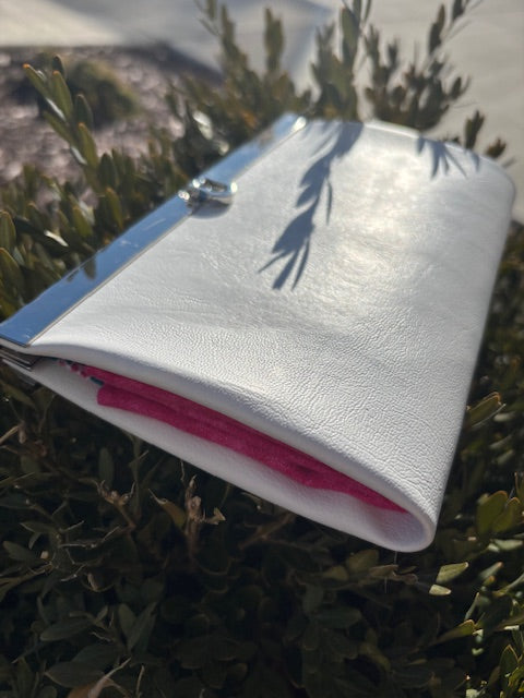 The Wonder Wallet sewn by Adrienne Sproul