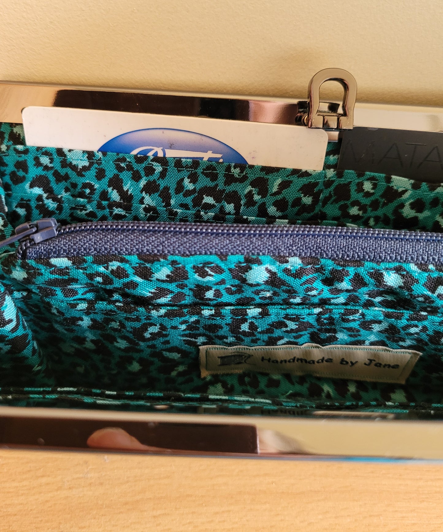 Wonder Wallet sewn by Jane shown open