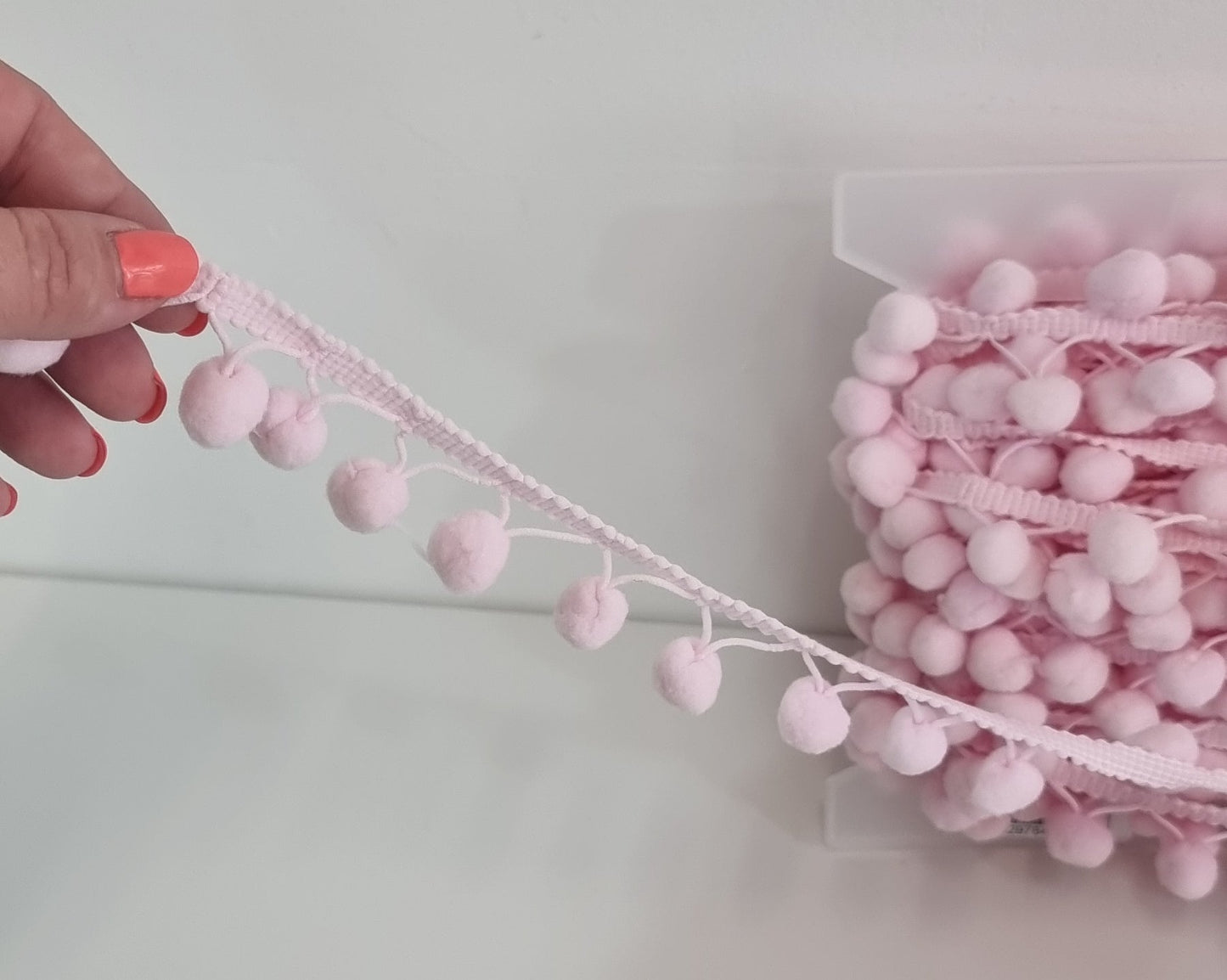 20mm pom pom trim in pink