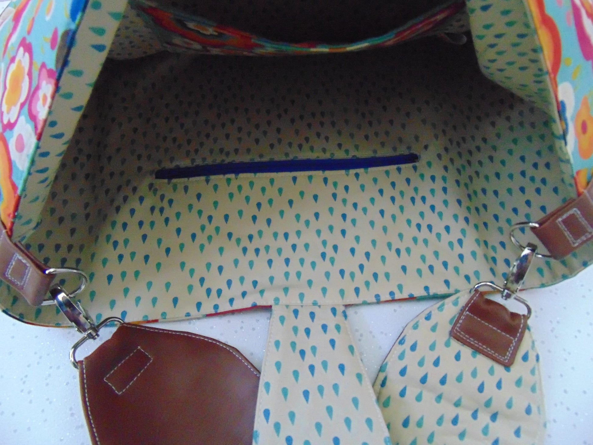 The Reversible Hobo Bag sewing Pattern