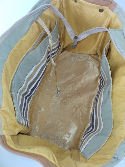 Big Big Bag PDF Sewing Pattern made by Marcia Pantin interior and zip 