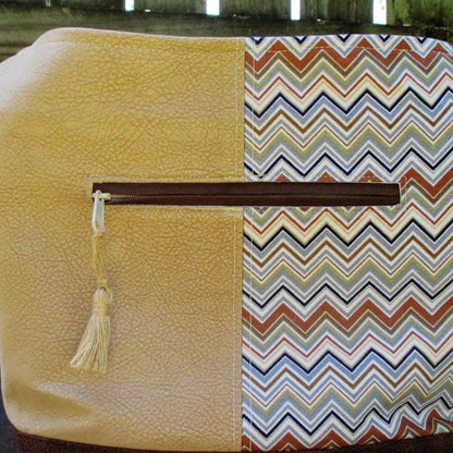  Bonnie Bucket Bag Sewing Pattern  front zipper