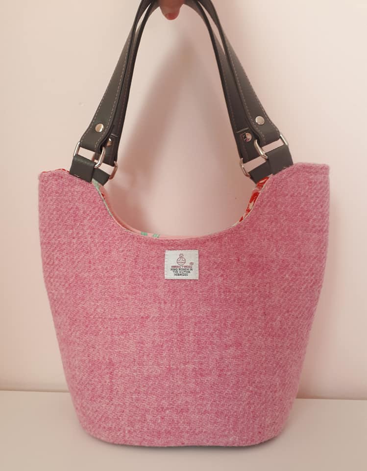 Bucket Tote PDF Sewing Pattern Pink fabric with brown strap 