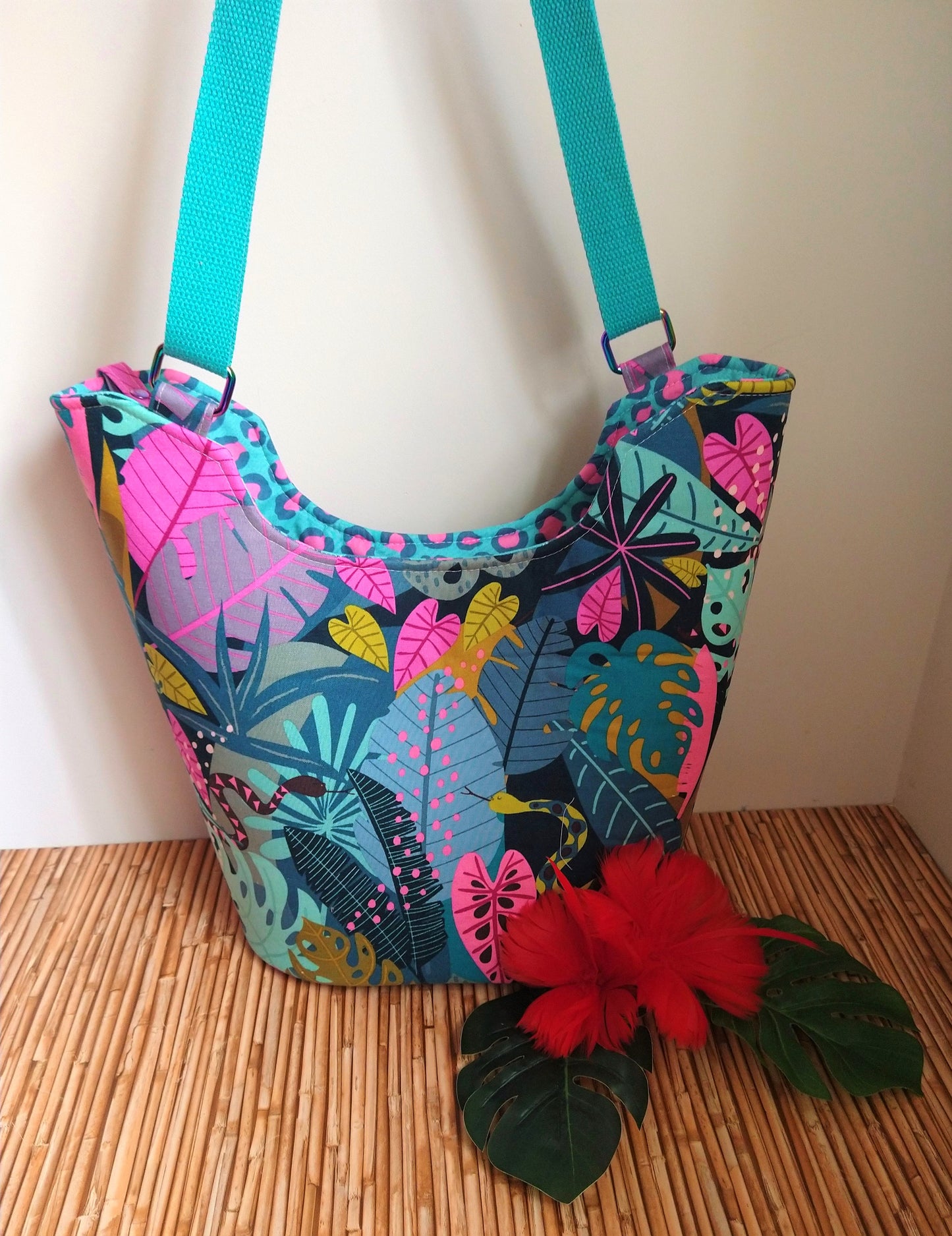 Bucket Tote PDF Sewing Pattern Hawaiian fabric 