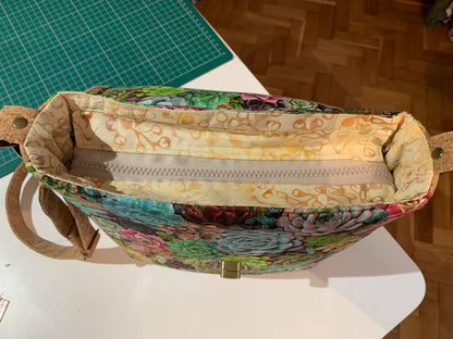 Button Lock Bag PDF Sewing Pattern made by Judy Yates