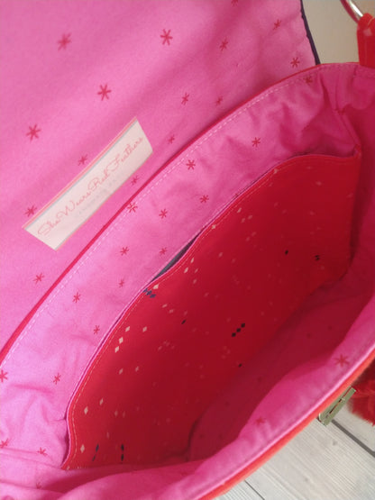 Button Lock Bag PDF Sewing Pattern made by Lynn Potts internal view