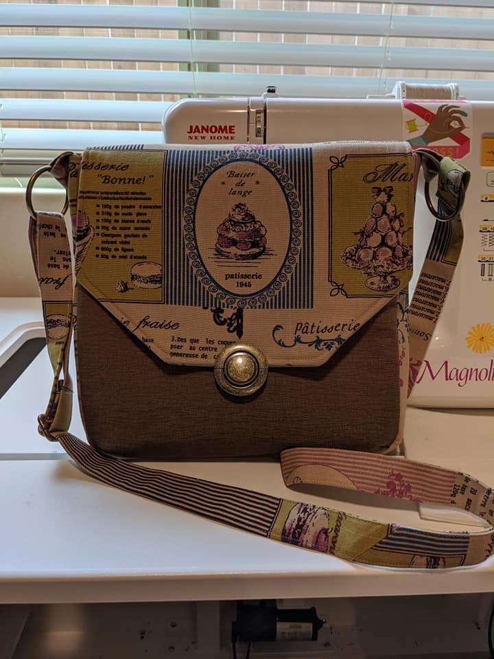 Button Lock Bag PDF Sewing Pattern made by Pam Chavez front view