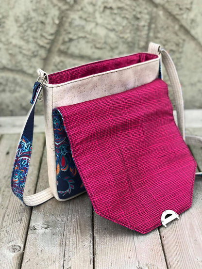 Button Lock Bag PDF Sewing Pattern made by Tara Sinclair