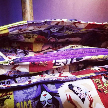  Carter Messenger Handbag Sewing Pattern made by Kristin Sirota interior view