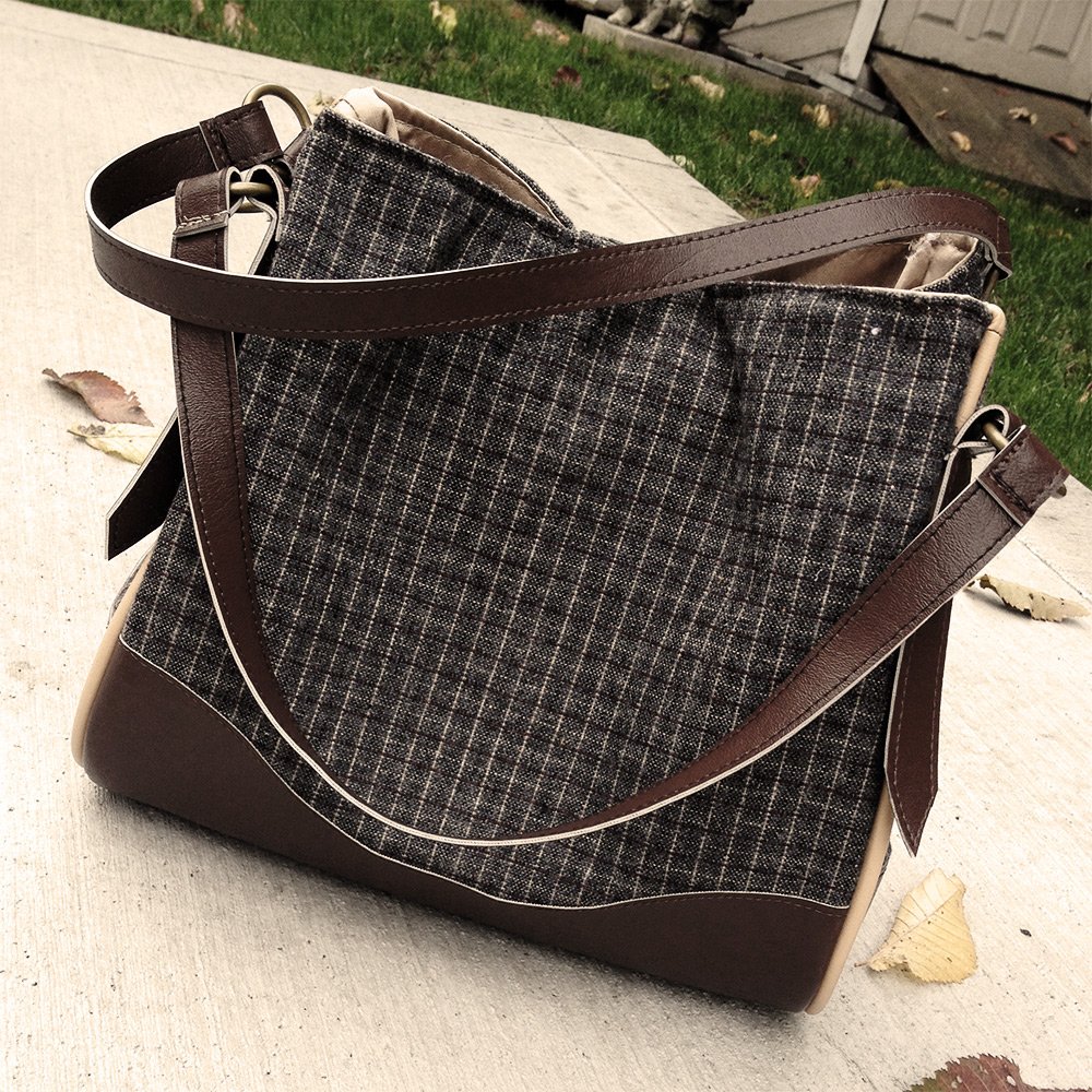 Charlotte City Tote Sewing pattern made by Connie