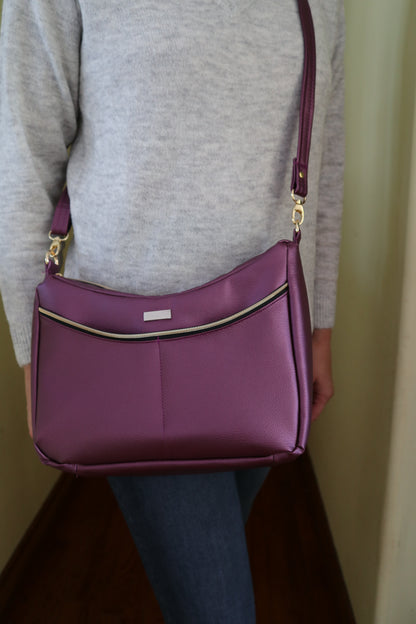 Classic Handbag PDF Sewing Pattern made by Kris Sew Notes modelled