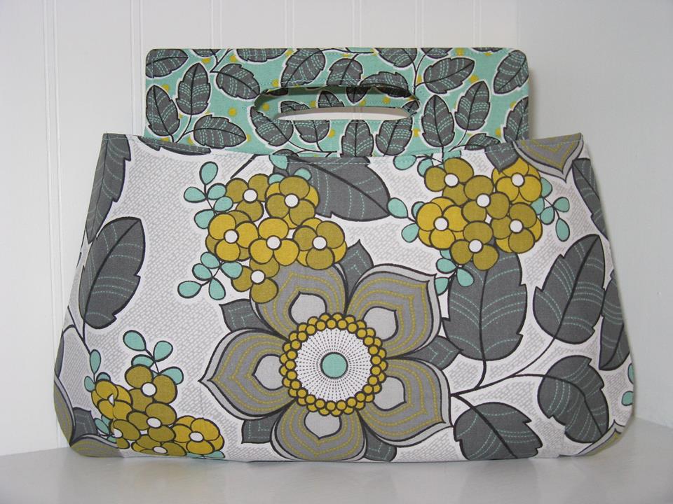  Coraline Clutch Sewing pattern  front view 