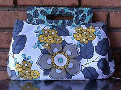  Coraline Clutch Sewing pattern  front view with handle