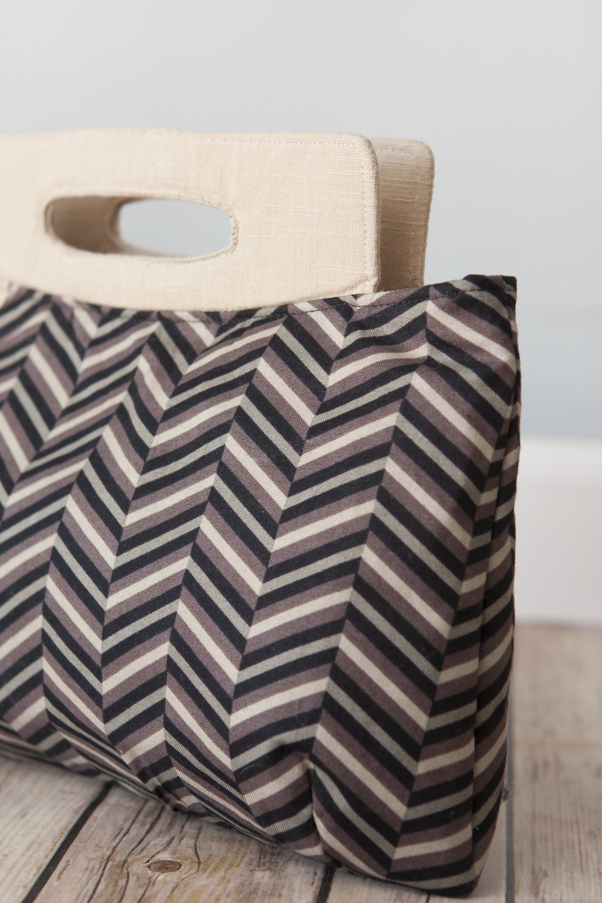  Coraline Clutch Sewing pattern  side view