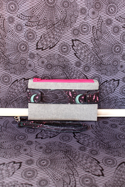  Della Wallet Clutch sewing pattern made by Jennifer Greene grey and pink fabric