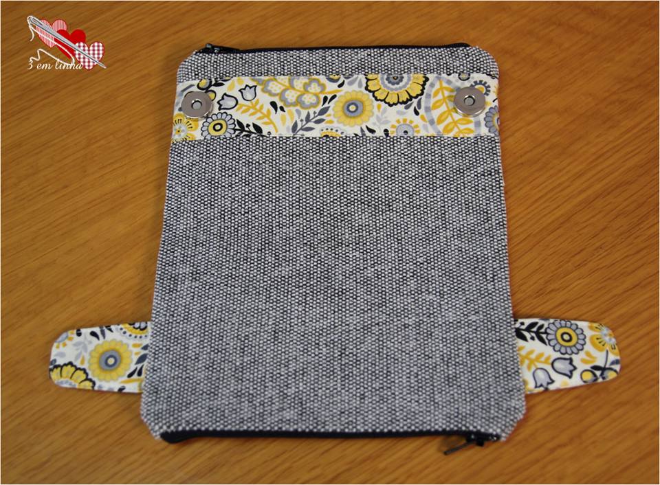  Della Wallet Clutch sewing pattern made by Maria Luisa Santos open view