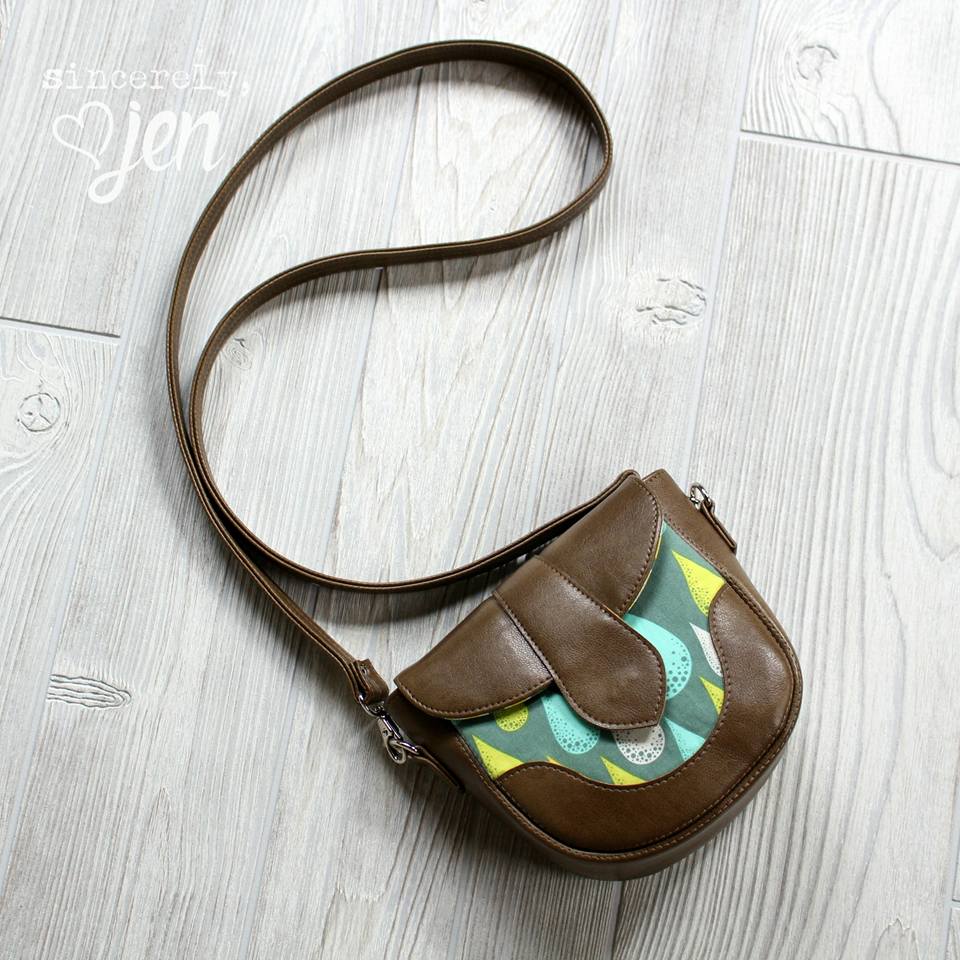 Dollie Mini Crossbody Sewing Pattern  made by Jennifer Greene of Sincerely Jen full view