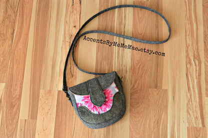 Dollie Mini Crossbody Sewing Pattern  made by Justina McBride closed view