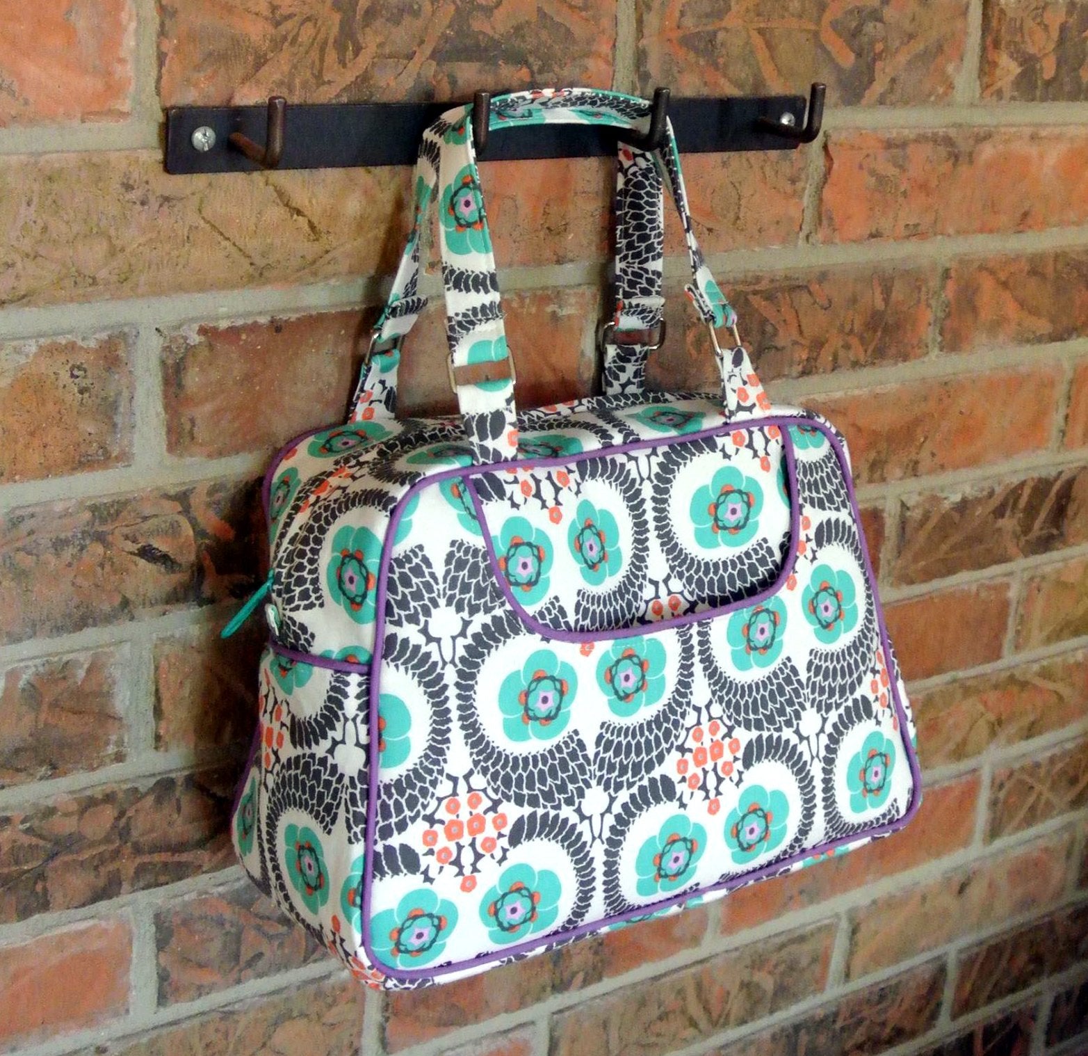 Donna Vintage Handbag sewing pattern  made by Heather Axline patterned fabric 