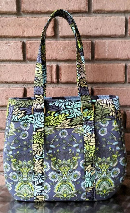 Evelyn Handbag & Market Tote Sewing Pattern deer head fabric