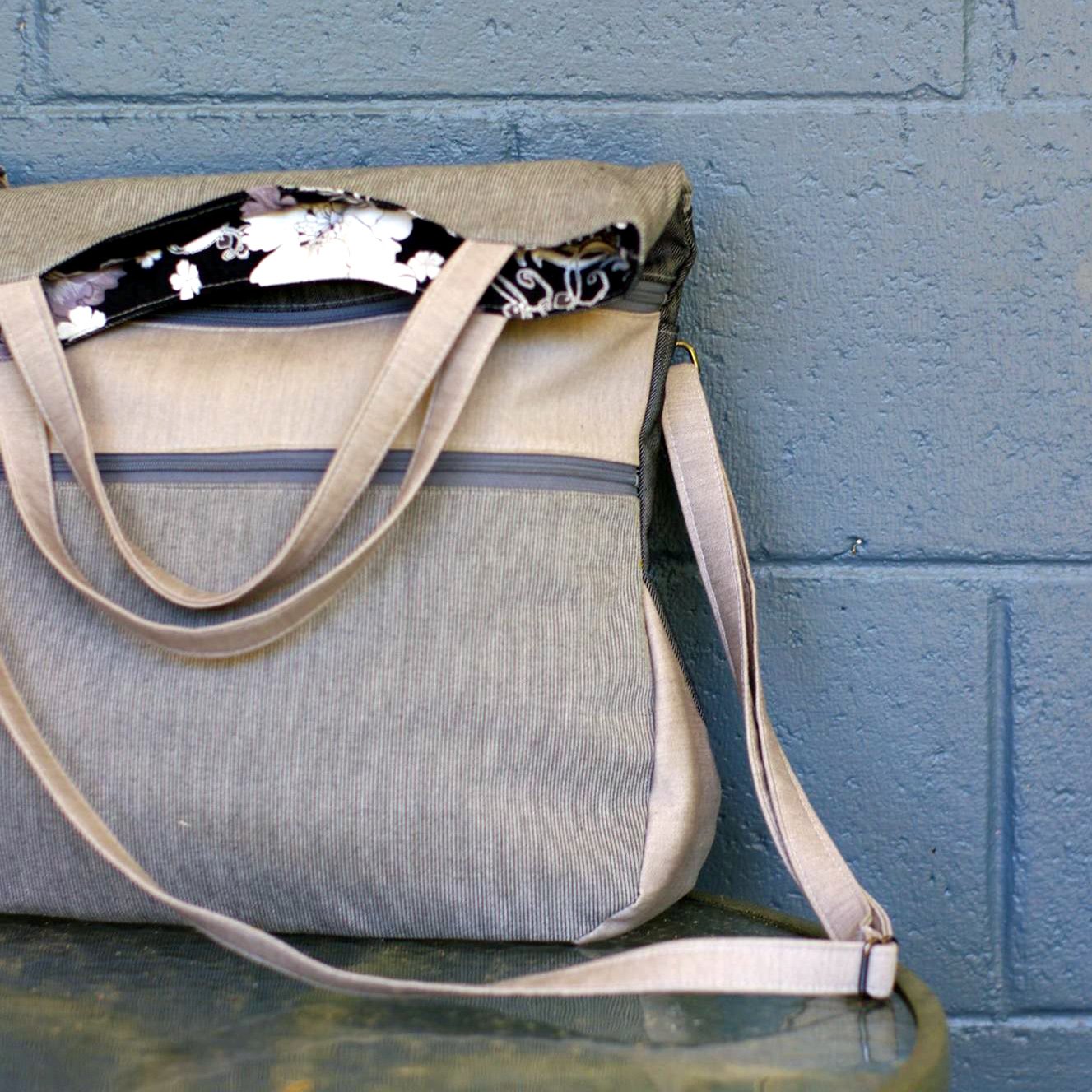 Expedition Tote Sewing pattern  made by Ingrid Echard