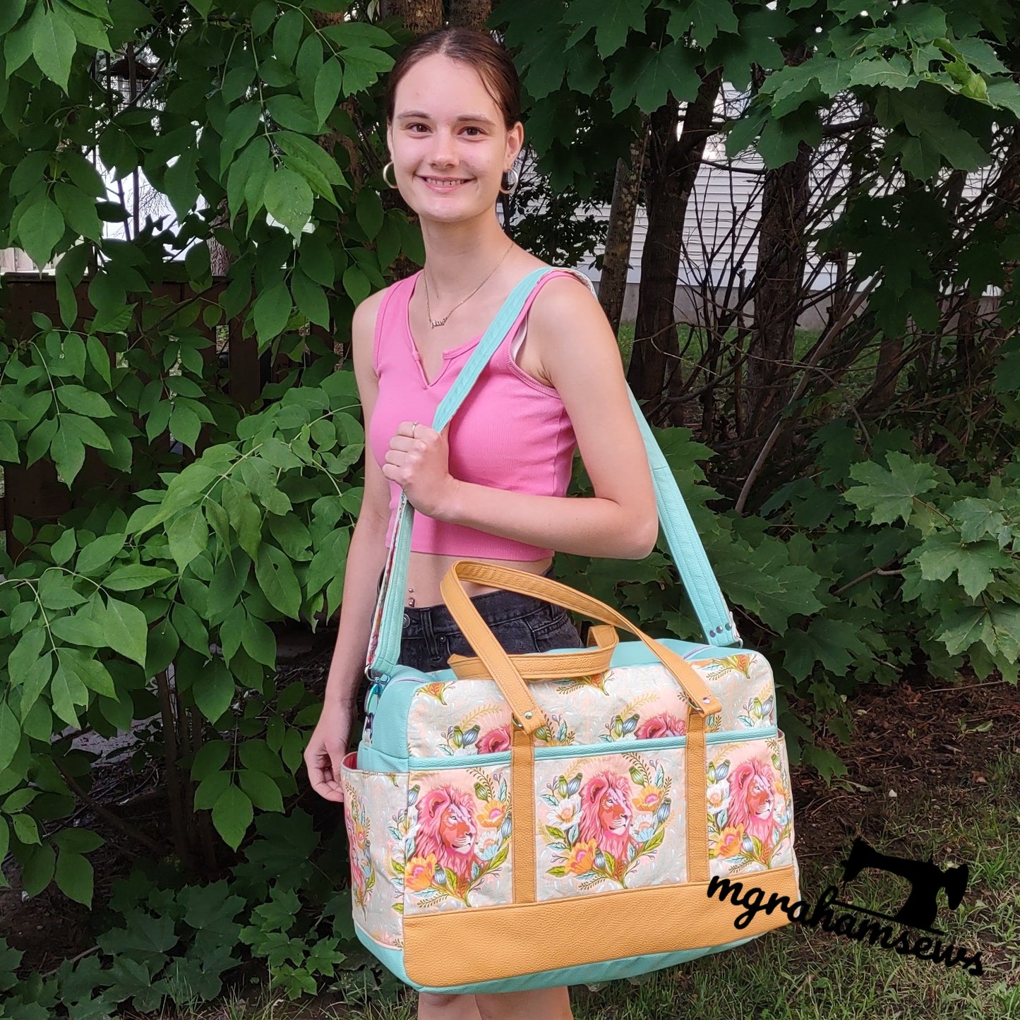 Getaway Bag Paper Sewing Pattern  made by Michelle Graham modelled view