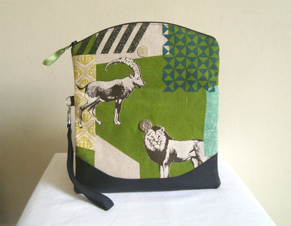 Heidi Foldover Clutch & Wristlet Sewing Pattern  made by Camila Mayumi lion and antelope
