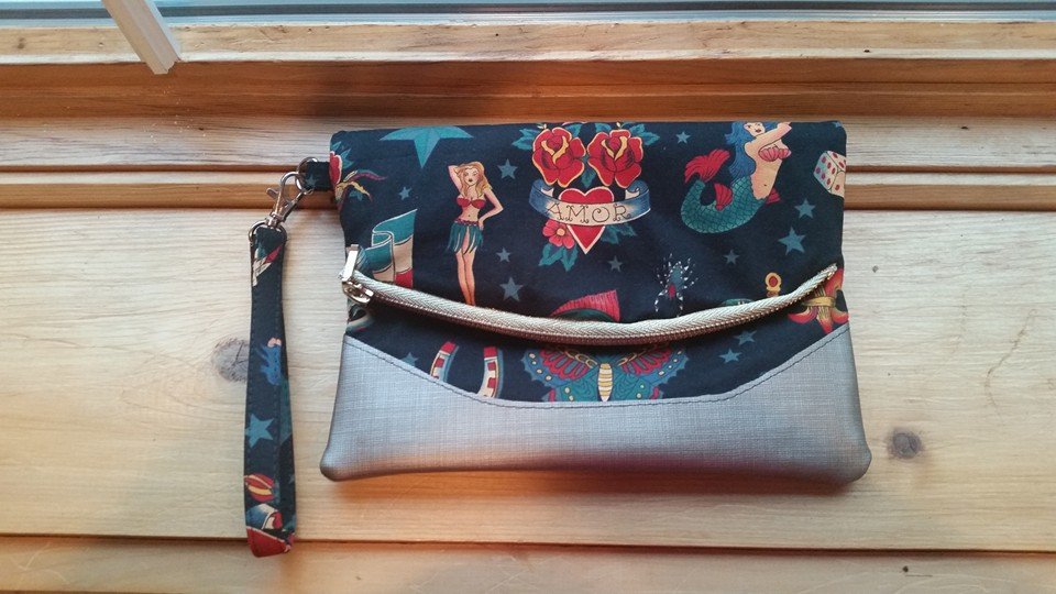 Heidi Foldover Clutch & Wristlet Sewing Pattern  made by Deborah Luciano
