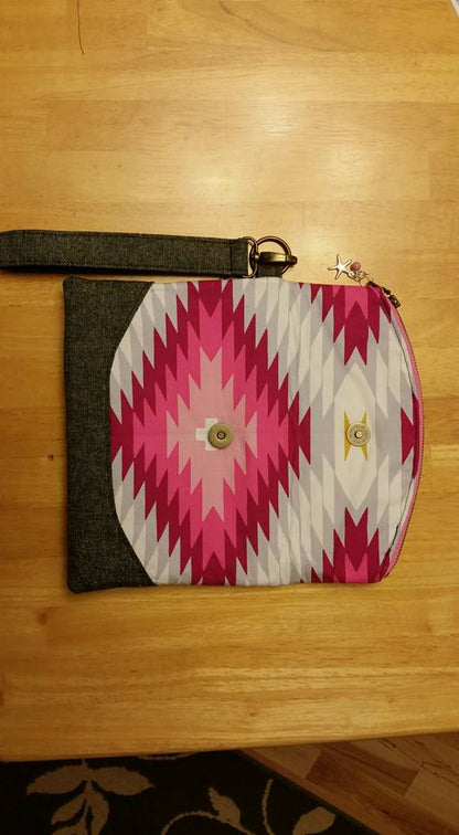 Heidi Foldover Clutch & Wristlet Sewing Pattern  made by Justina McBride contrast fabric 