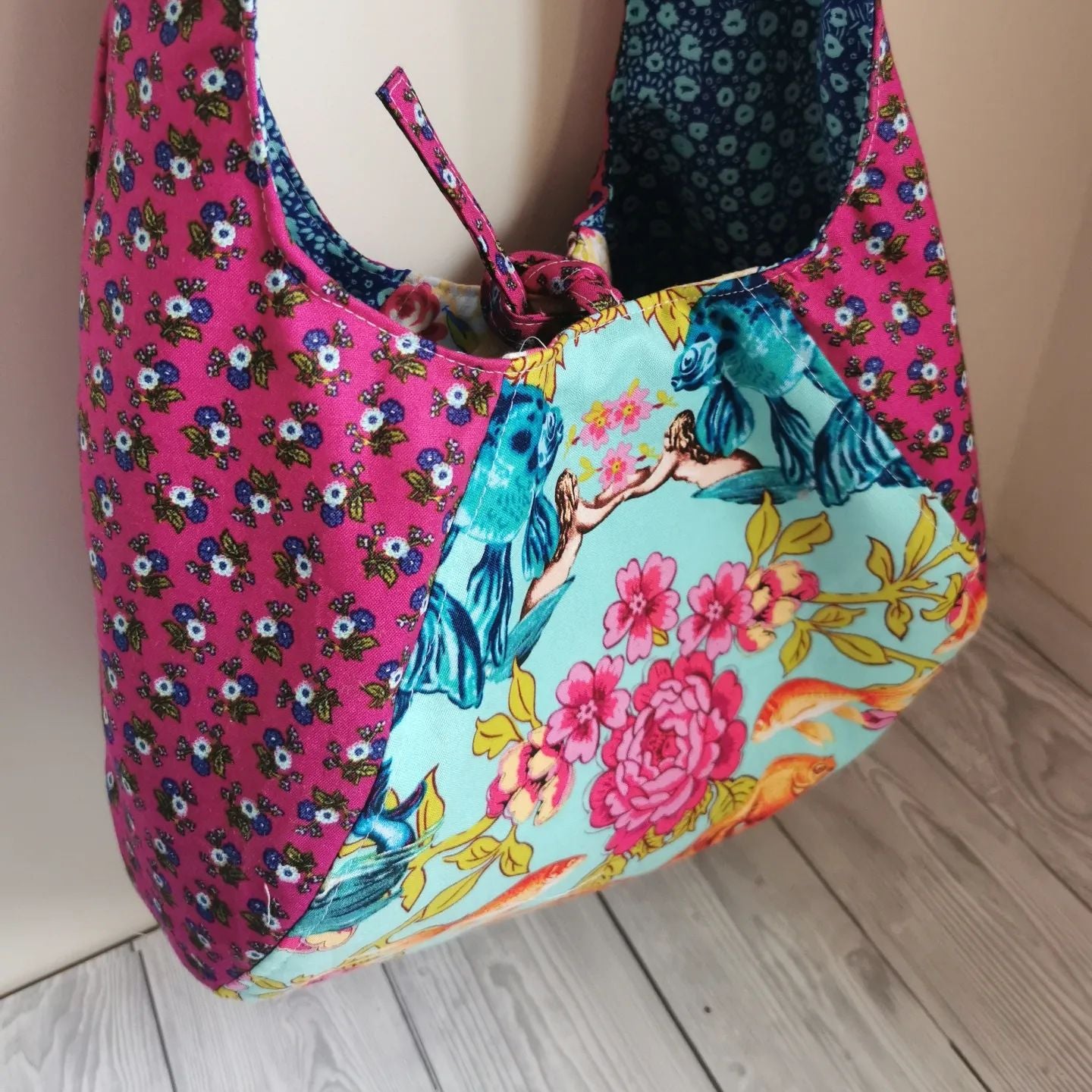 Laney Reversible Hobo sewing pattern  made by Lynn Palmer top view