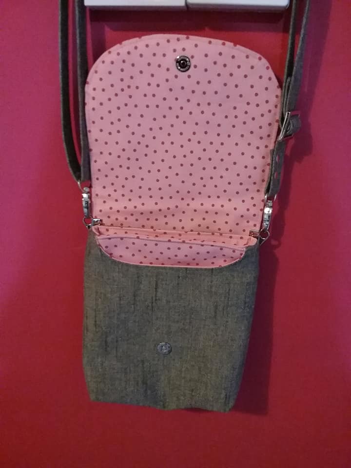 The Crossbody Bag PDF Sewing Pattern spotty interior 
